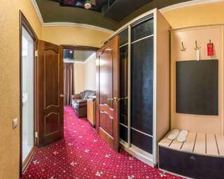 Гостиница Red Hotel Анапа Люкс DBL-3